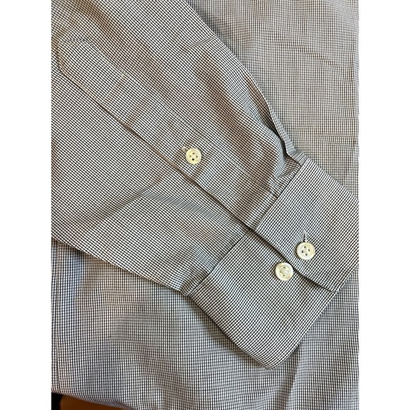 Van Heusen slim fit Dress Shirt - Picture 4 of 6